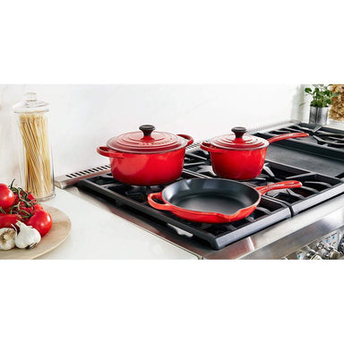 https://www.consiglioskitchenware.com/cdn/shop/products/Le_Creuset_Cherry_Red_Skillet_Display_Made_in_France_07a092c2-b3f0-4ac0-ac65-33ab39352bc5_384x384.jpg?v=1598412365