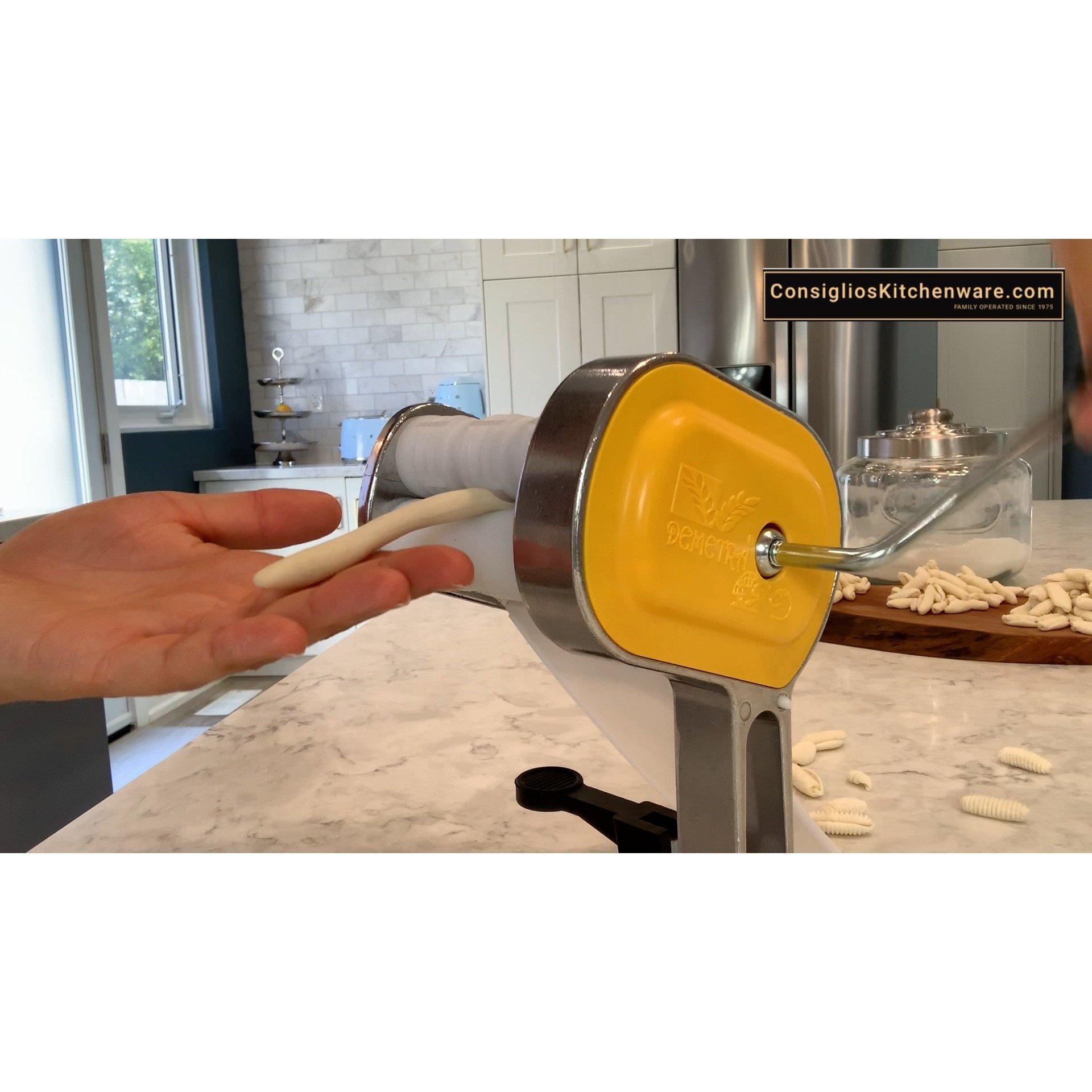 C A V A T E L L I 🍝😋 Using our premium cavatelli machine. This cavatelli  machine is made in Italy out of sturdy steel with nylon rollers, it even  has a, By Costante Imports